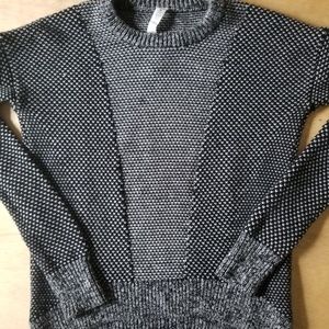 Lululemon athletica crew neck sweater